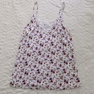 American Eagle Soft & Sexy Crepe Floral Lace Cami